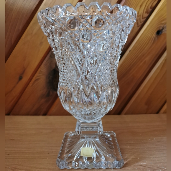 Vintage Crystal Vase - Picture 9 of 9